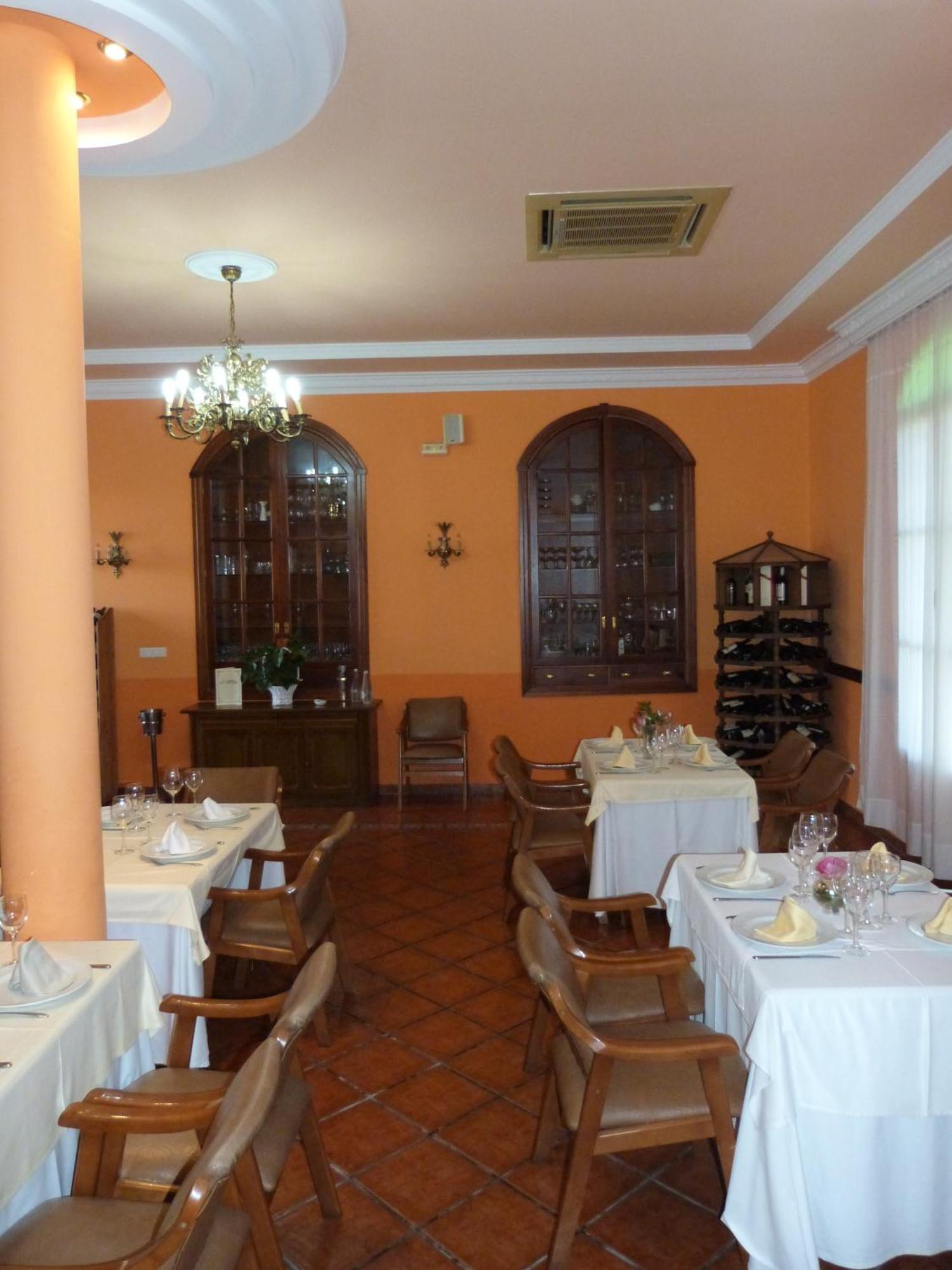 Hostal Restaurante Las Canteras Pedrera Εξωτερικό φωτογραφία